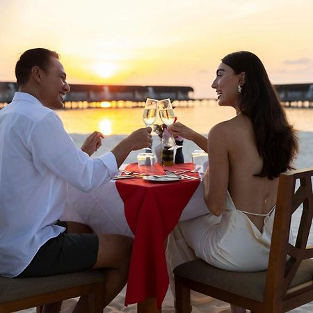 The Westin Maldives Miriandhoo Resort Eydhafushi Esterno foto