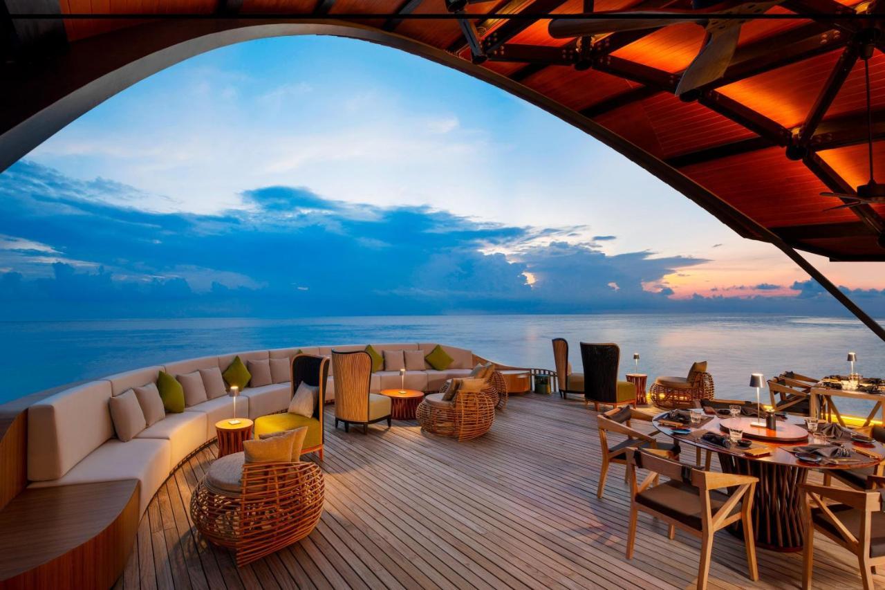 The Westin Maldives Miriandhoo Resort Eydhafushi Esterno foto