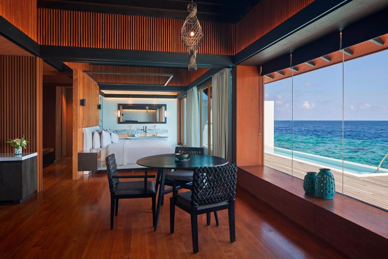 The Westin Maldives Miriandhoo Resort Eydhafushi Esterno foto
