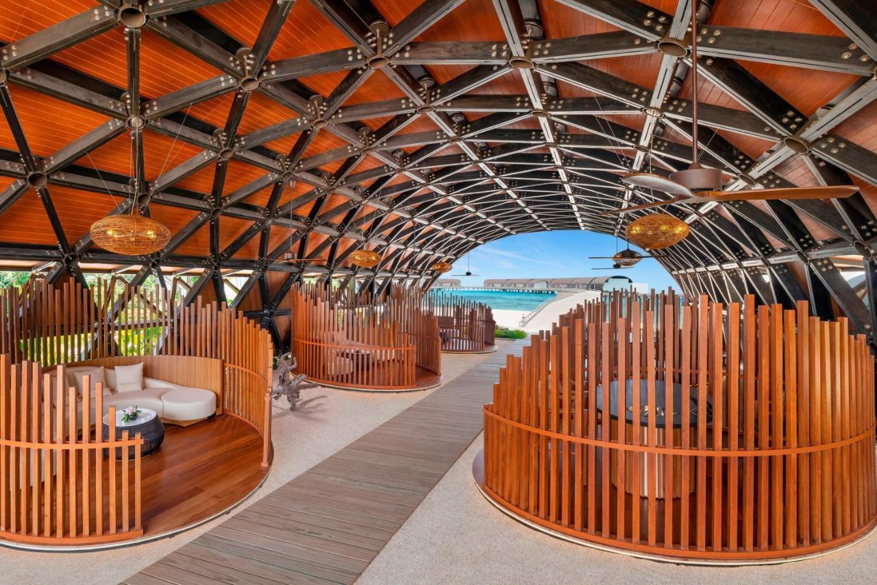 The Westin Maldives Miriandhoo Resort Eydhafushi Esterno foto