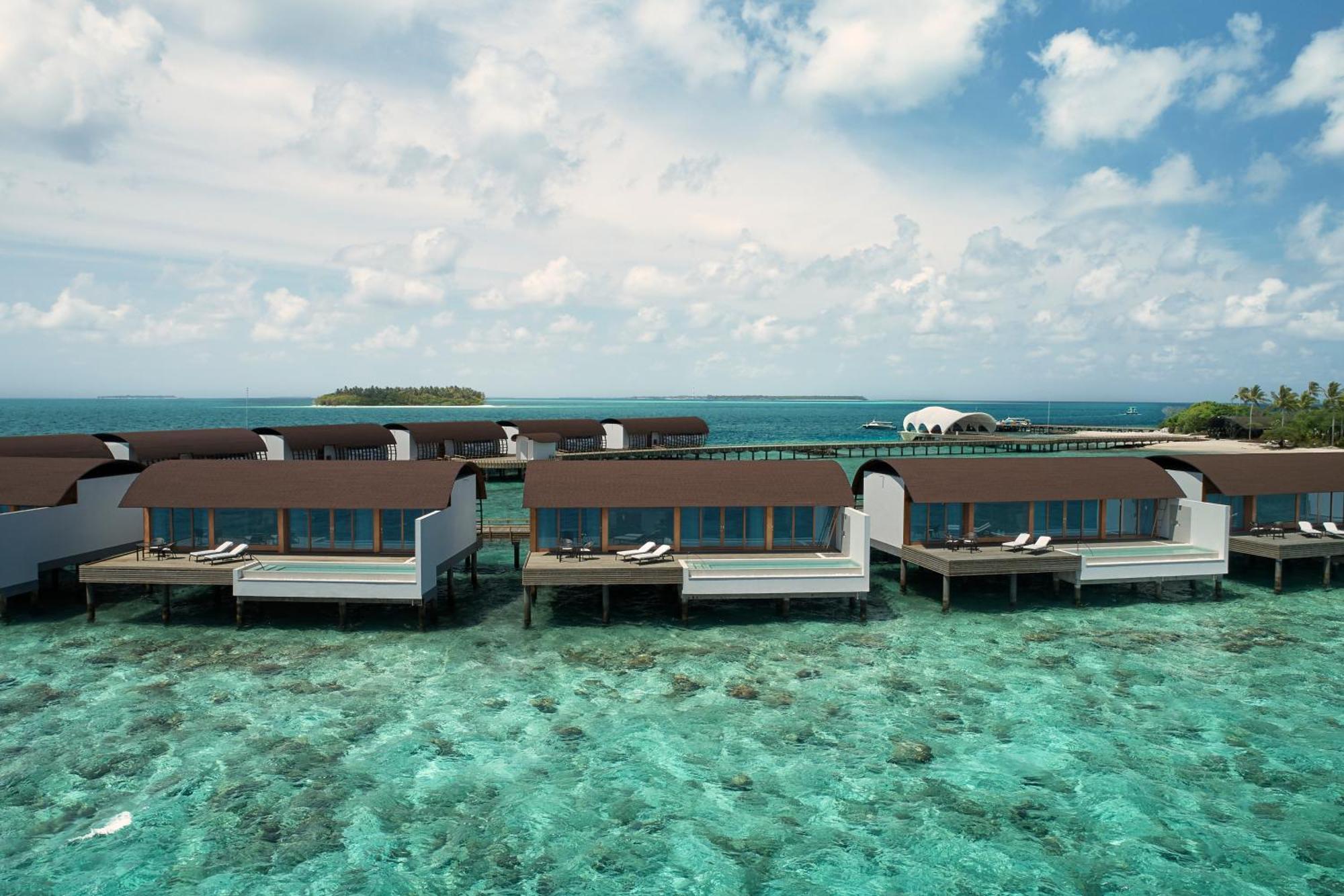 The Westin Maldives Miriandhoo Resort Eydhafushi Esterno foto