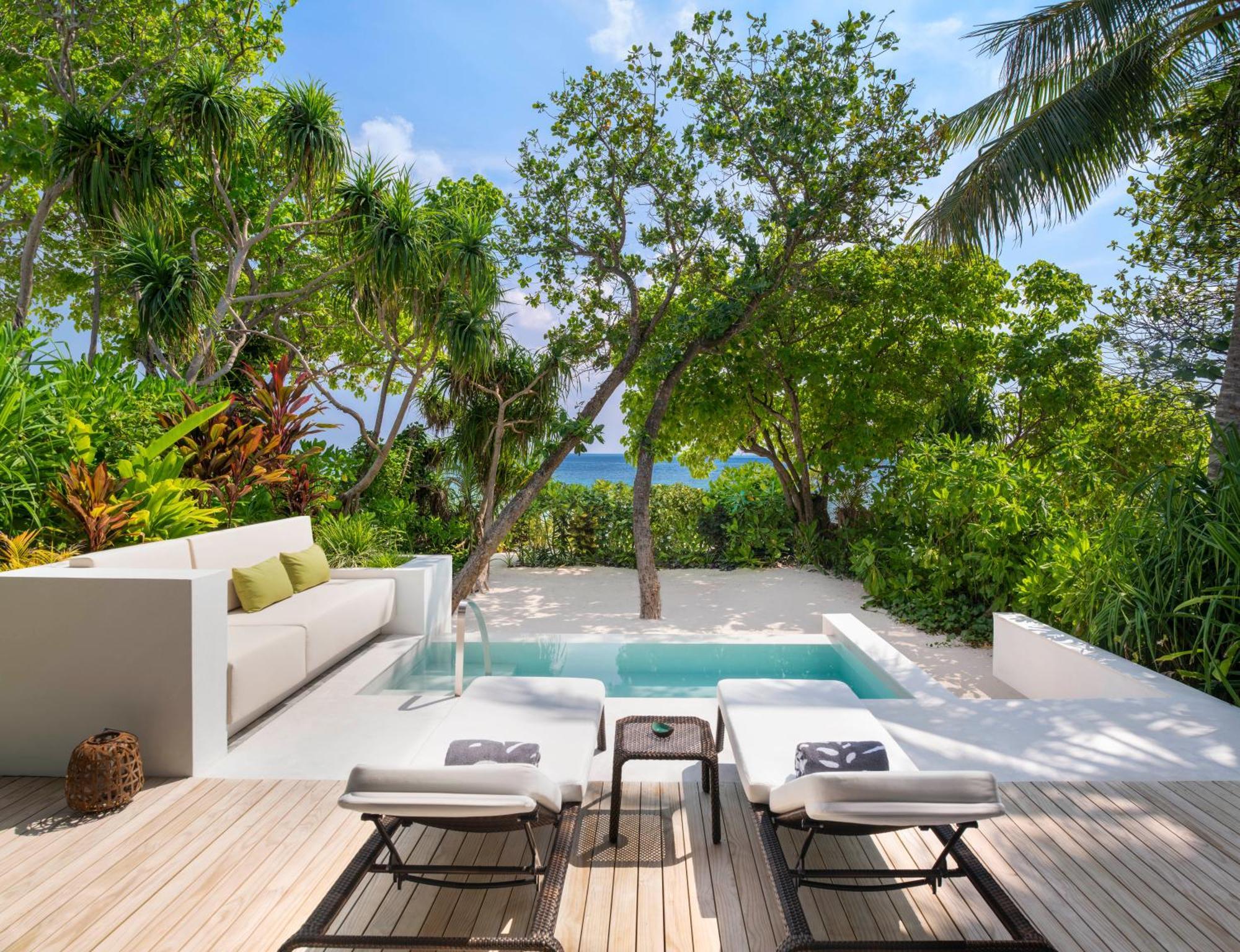 The Westin Maldives Miriandhoo Resort Eydhafushi Esterno foto